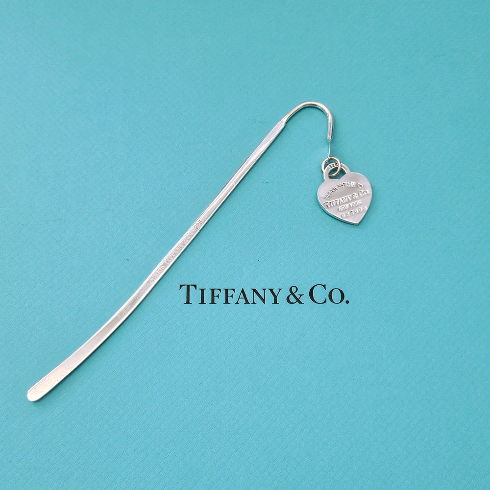 RARE Vintage 2005 Tiffany & Co. RTT Tiffany Heart Tag Dangle Silver Bookmark